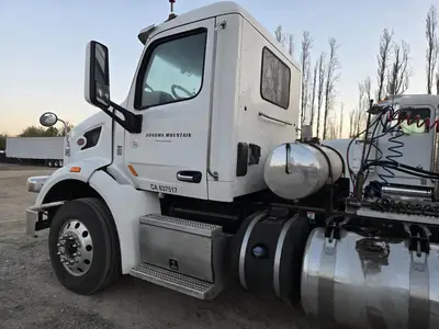 USED 2018 PETERBILT 567