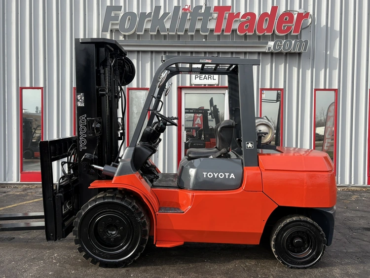 Used 2000 TOYOTA 7FGU45 Misc Forklifts Wisconsin US | Forklifttrader.com #566924