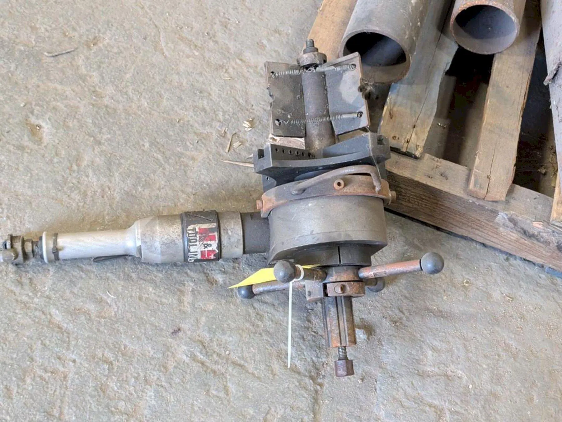 H&S TOOL SMALL FIELD PIPE BEVELING MACHINE: YOBRO #24079