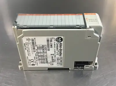 USED Allen-Bradley 1769-OW8