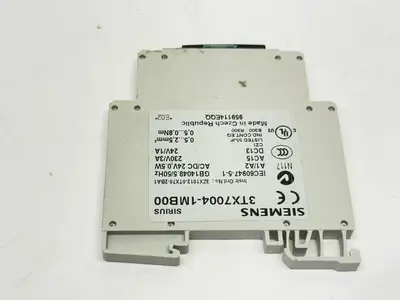 3TX7004-1MB00, 3ZX1012-0TX70-2BA1 | Siemens 3TX7004-1MB00 Output Interface Module 3ZX1012-0TX70-2BA1 - Used