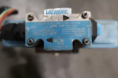 Hydraulic Valve Assembly