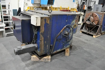 USED LINÉ-GSP CNC 4TH AXIS