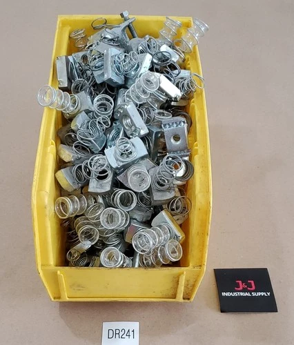 NEW Unistrut 48611