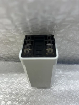NEW ALLEN BRADLEY 700-HS12BA1