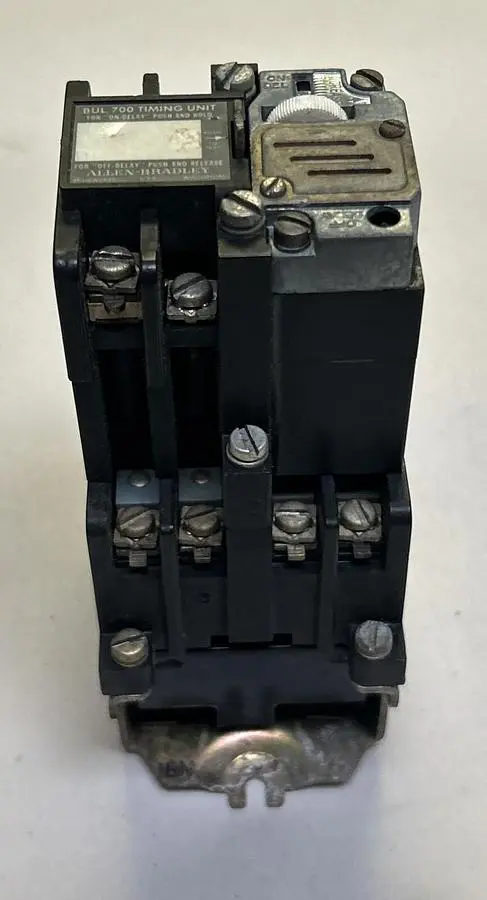 USED ALLEN-BRADLEY 700-N800A1
