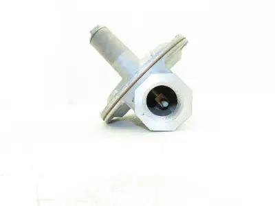 Maxitrol 325-7 Gas Service Regulator 10psi Max 1-1/4"NPT