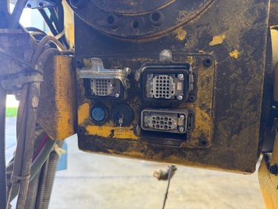 FANUC R-2000IA/165F 6 Axis Robots | K.B. Industries LLC (11)