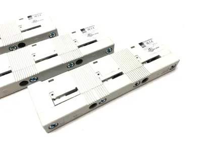Used RITTAL BUSBAR SUPPORT BRACKET FOR BUSBAR SYSTEMS Miscellaneous MRO | Maverick Industrial Sales #1121957