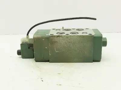 Sun Hydraulics 4153-062-000 Aluminum Manifold Block for D08 Directional Valve