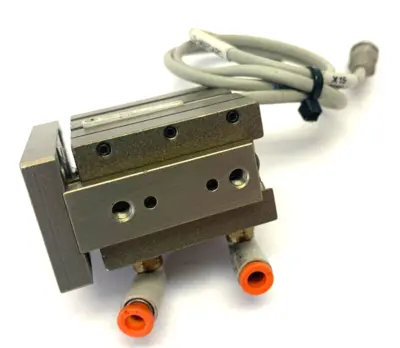 USED ROBOHAND MINI ROLLER BEARING DUAL V-RAIL PNEUMATIC SLIDE