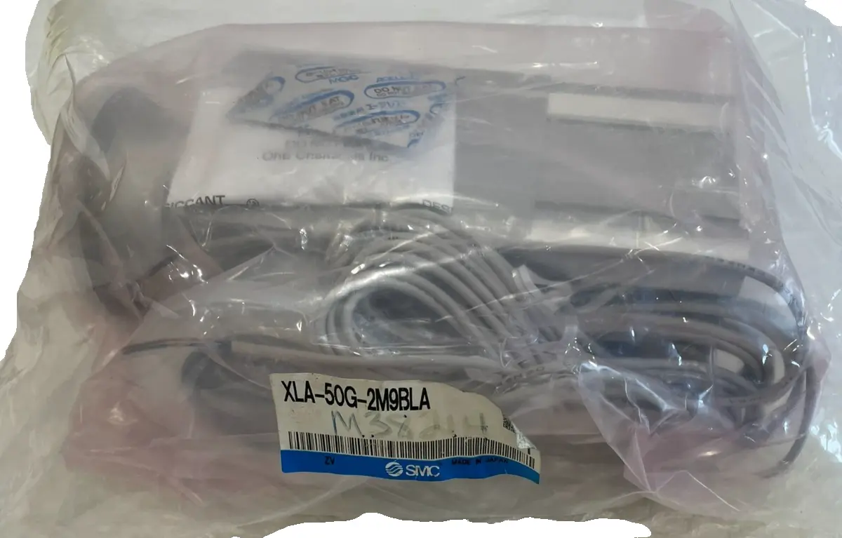 NEW SMC XLA-50G-2M9BLA ANGLE VALVE XLA50G2M9BLA