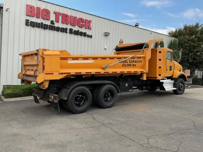 Used 2009 KENWORTH T800 Hooklifts & Roll-Offs California US | Big Truck & Equipment #1412296
