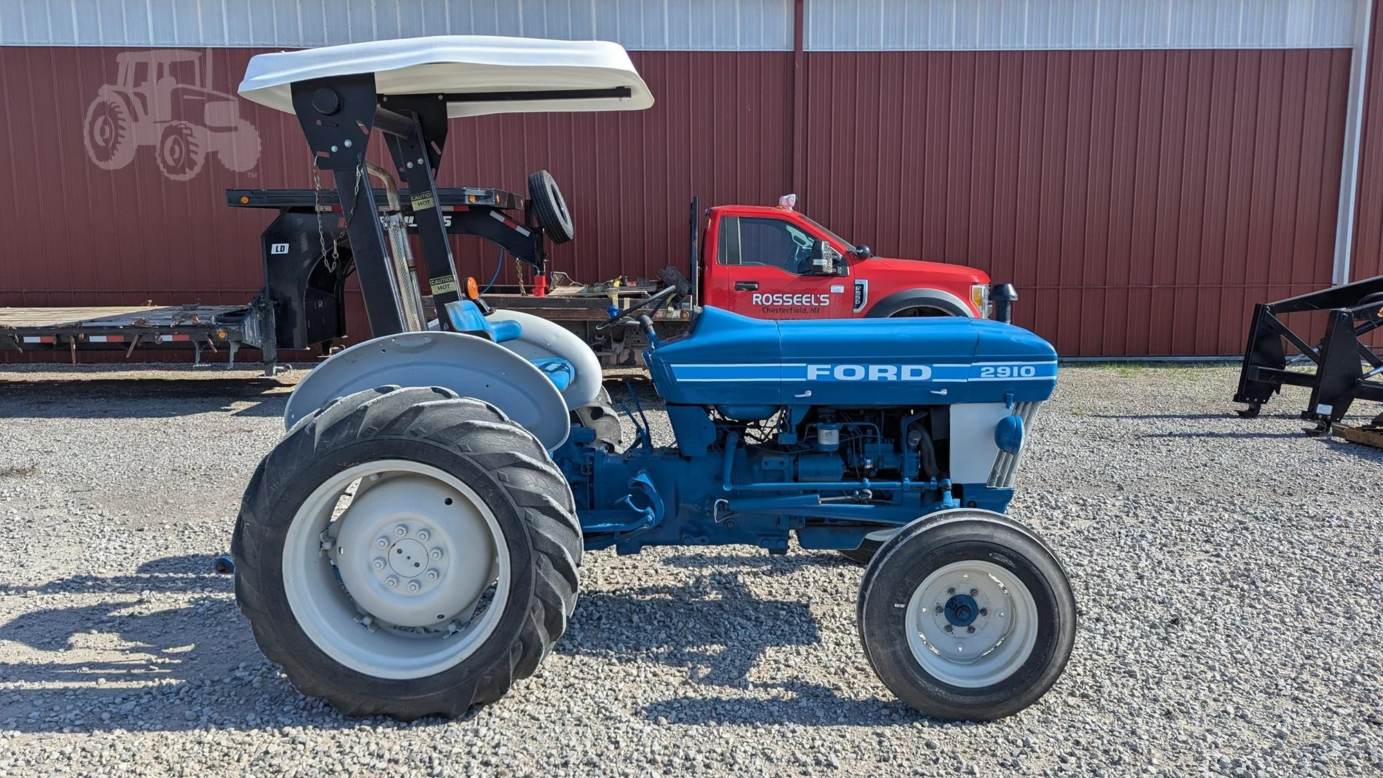 USED 1985 FORD 2910