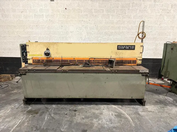 Used SAFAN VS 2500 X 4 MM Sheet Metal Shears | Apt International N.V #365064
