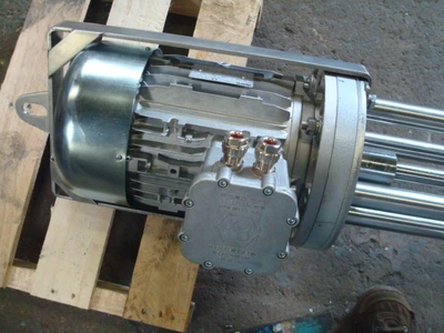 Rigal-Bennett Shearhead Mixer 5.5 kW Flp