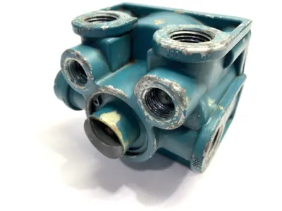 65146X | Relay Valve Replacement for 065146 BP-R1 NEEDS NEW DIAPHRAGM - Used
