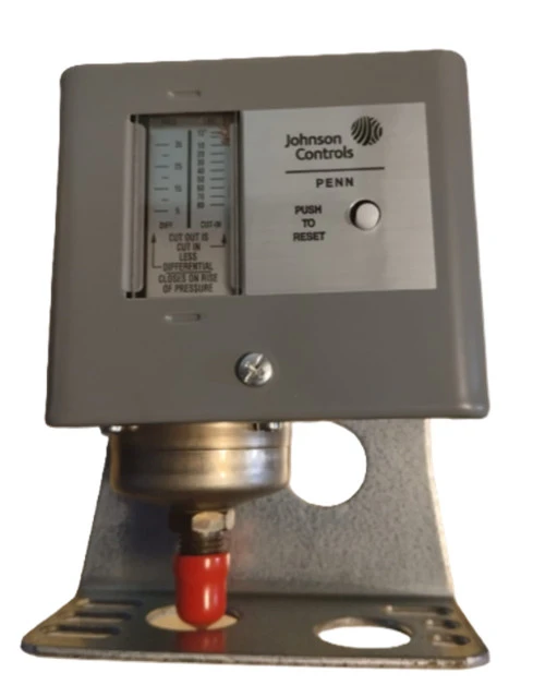 Johnson Controls P70BA-16C Pressure Control [New]