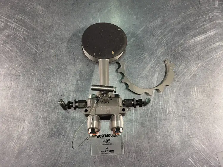 New | in-Stock ROSEMOUNT 405CS030N040R3ETWCQ8J5J1 Parts (Hydraulics and Pneumatics) British Columbia CA | Lenmark #259173