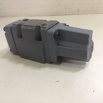 USED REXROTH 4WRZ10W1-85-51/6A24