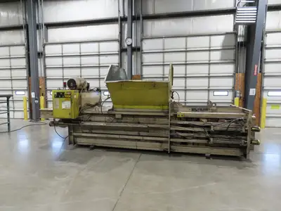 Balemaster 772 Horizontal Cardboard Baler 48x32x72" Bale Manual Tie 25Hp 480V