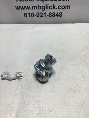 Dynaflo 1/4″ C/S Female NPT Universal Crowfoot Coupling; 0400572 -NOS