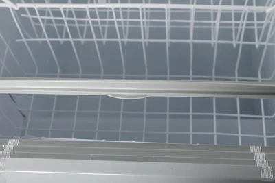 168-0049 FDF23CF 71" Sliding Glass Self Contained Chest Freezer