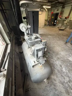 TRAVAINI PVL200 Pump Vacuum | Perry Equipment (3)