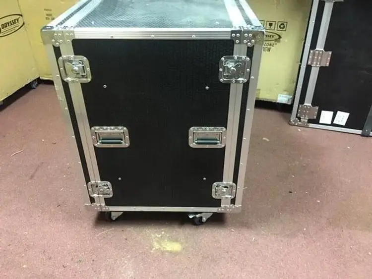 Used ROADIE PRODUCTS INC. _UNKNOWN_ Racks/Shelving California US | Van Aliso Enterprises Inc #716129