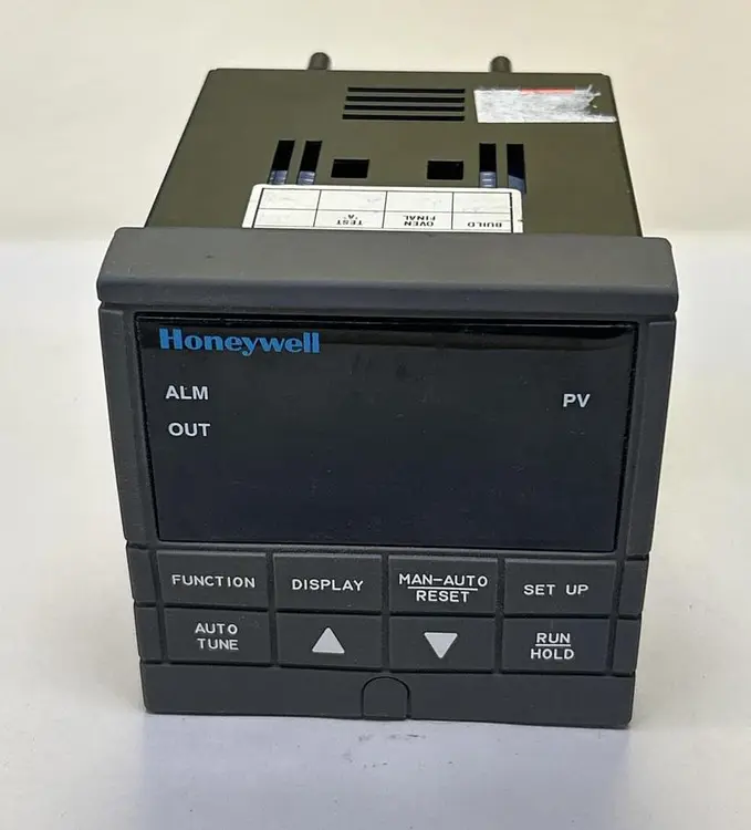 Used HONEYWELL DC230L-E0-00-10-0A00000-00-0 Industrial Controls Ohio US | Surplus Asset Holdings #1242460