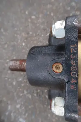 USED WESTCOAST CYLINDERS AC