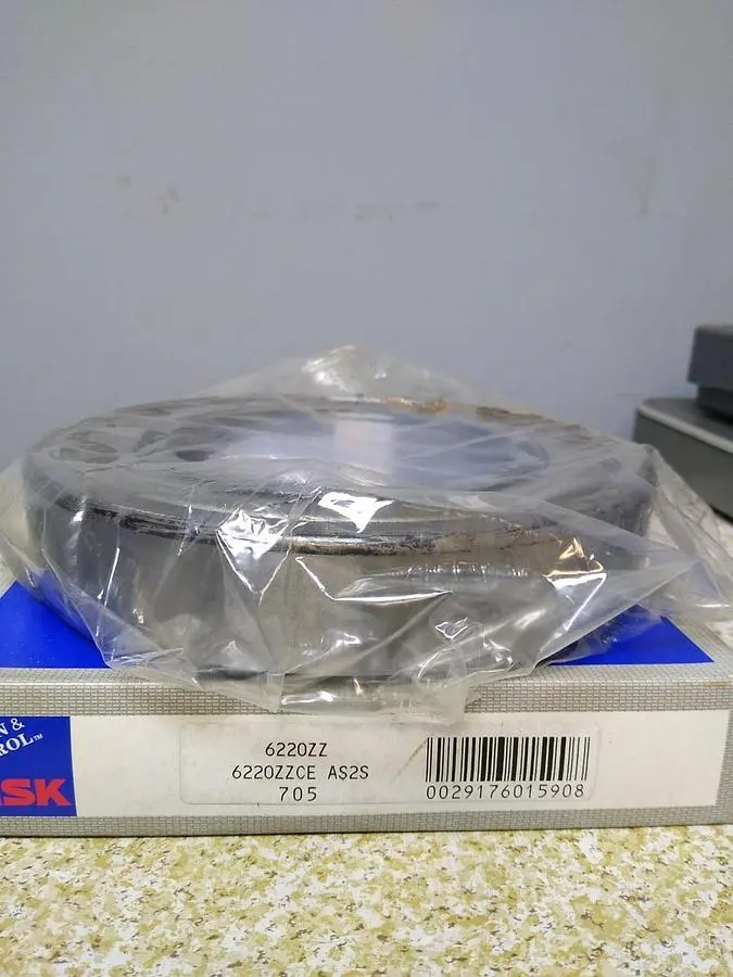Used NSK 6220ZZ Bearings | Surplus Asset Holdings #1191030