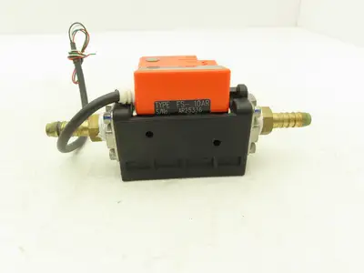 Regal Joint FS-310AR Flow Meter Sensor 24VDC 1/2" NPT Type FS-3