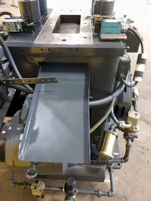 USED DAHLSTROM 2D