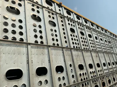 Used 2007 MERRITT 53' ALUMINUM LIVESTOCK Agricultural Trailers Michigan US | Miedema Asset Management Group #1328961