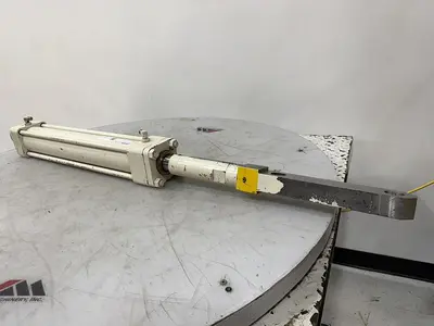 USED 2001 HORIUCHI MACHINERY F8 -SE 1CA 80B175N 465-CO-