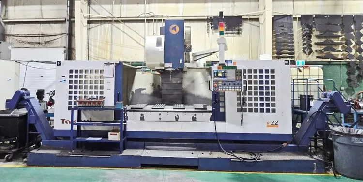 Used 2004 TAKUMI V22 Vertical Machining Centers Ontario CA | CNCsurplus #872848