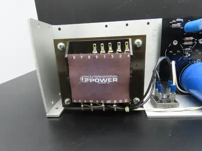 International IHE-28-6 DC Power Supply 100-240VAC 47-63Hz Input 28VDC 6A Output