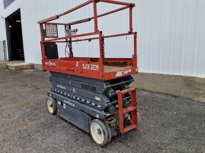 USED 2016 Skyjack SJ3226