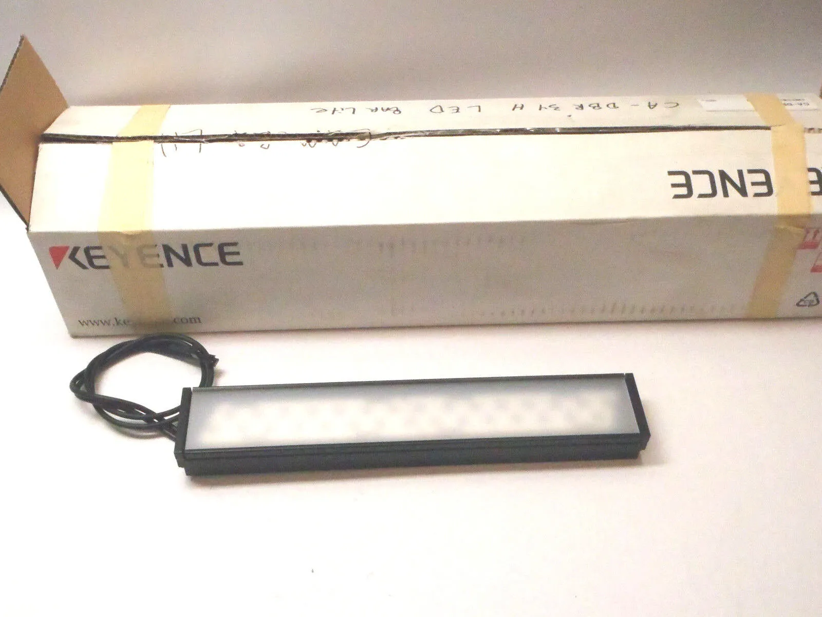 CA-DBR34H | Keyence  High-intensity Large bar-type light 340mm Red - New Other