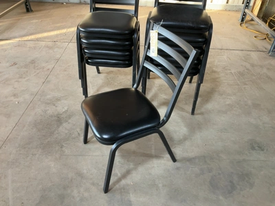 Used LOT OF (10) METAL CHAIRS WITH PADDED SEATS Party/Banquet Supplies Michigan US | Miedema Asset Management Group #1761576