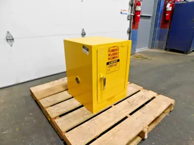 Used Justrite _UNKNOWN_ Hazardous Storage Units Ohio US | Equipment Recovery Corp. #1331292