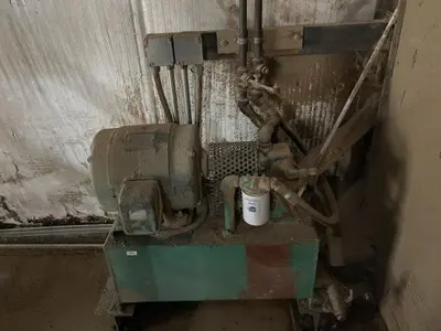 Peerless Two (2) 30 Unit Momo Chip Bins