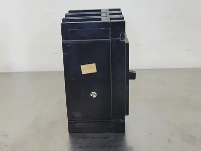 USED CUTLER-HAMMER EC330
