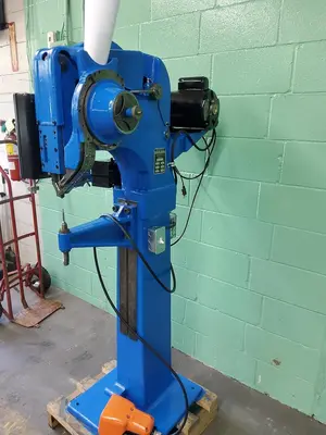 Used CHICAGO 912 Riveters CA | B & B RIVET MACHINE #746472
