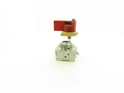 Ferraz Shawmut FBCC30CDT Fusible Disconnect Switch 600V 30A Exterior Handle