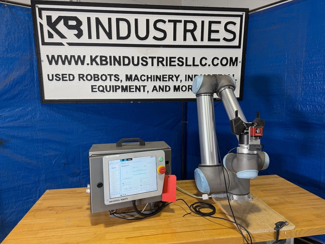 USED 2017 UNIVERSAL ROBOTS UR10