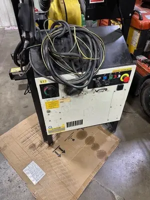USED 2013 FANUC R-2000IB165FR30IA