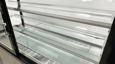 171-0031 60” Self Contained Full Service Bakery Display Cooler