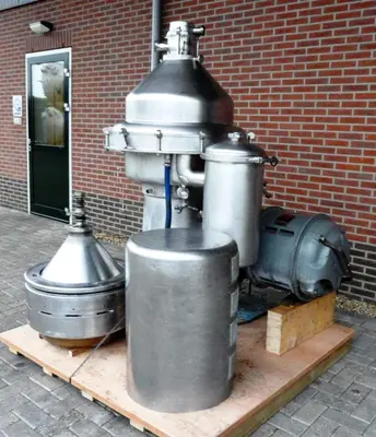 Alfa-Laval MRPX 314 HGV-74C hot milk separator, 316SS.